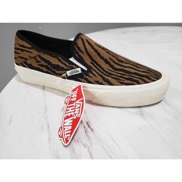 NEW Vans Zebra Woven Tiger Print Slip On SF Brown Sneaker SIZE MENS 8 /WOMEN 9.5 - Picture 1 of 7
